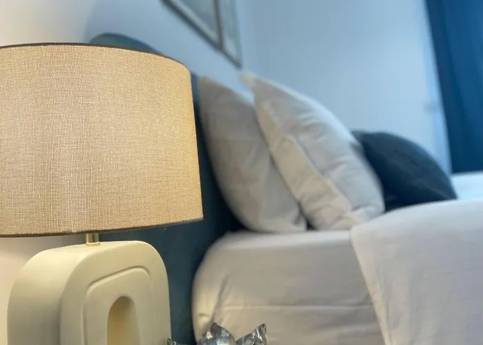 Acomodação com café da manhã  Domus Teano Luxury 4*