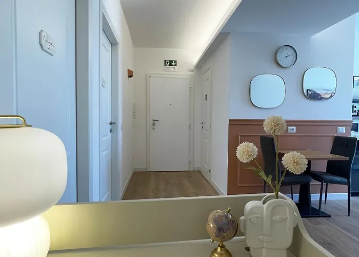 Domus Teano Luxury Acomodação com café da manhã  4*