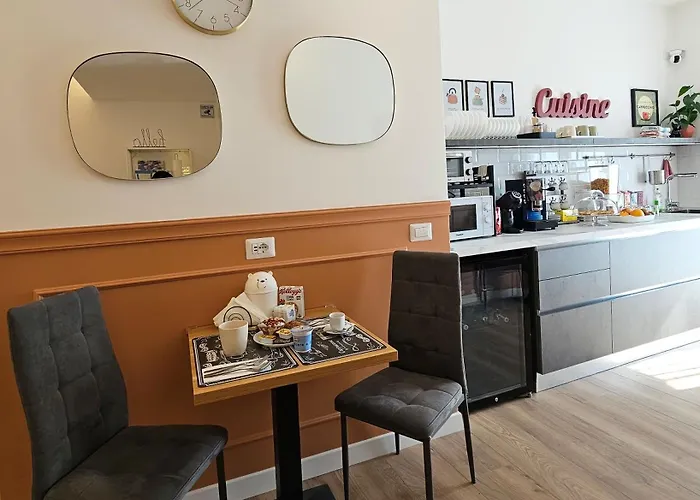 Domus Teano Luxury Acomodação com café da manhã  Roma